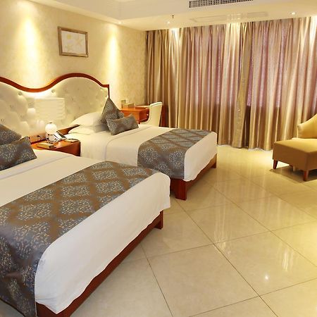Century Grand Hotel Tam Á Ngoại thất bức ảnh