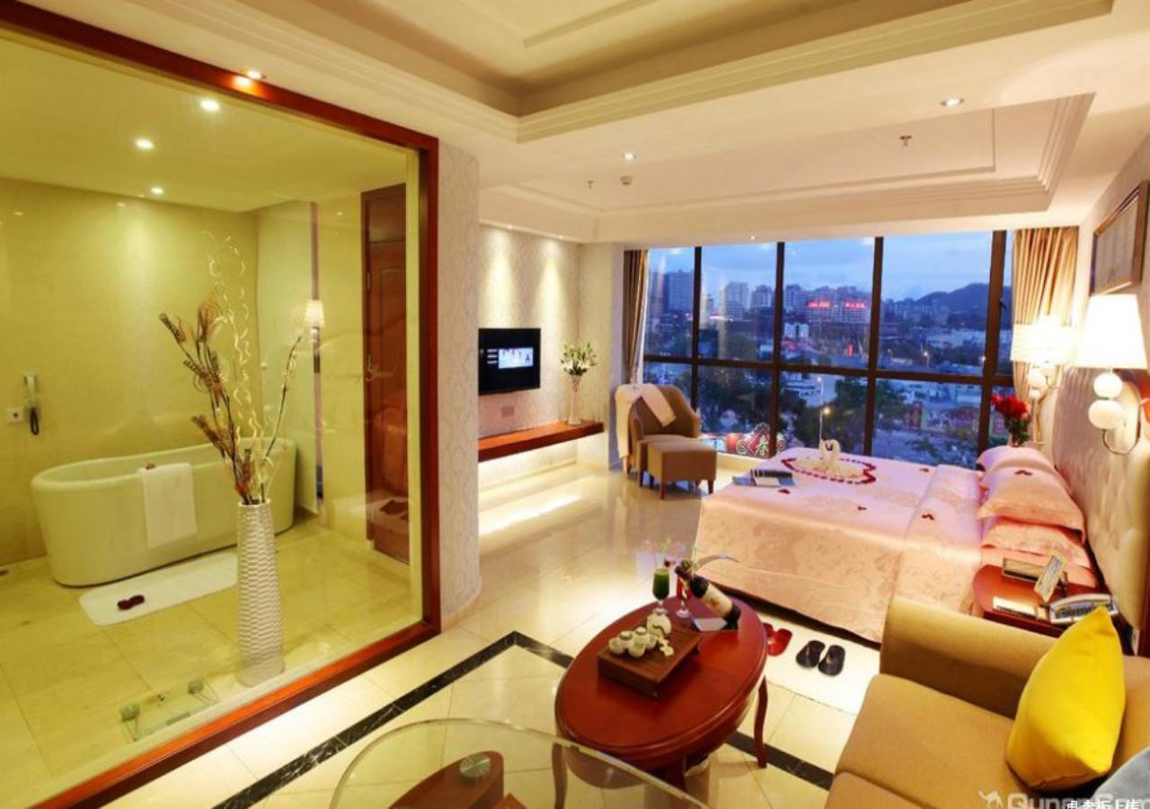 Century Grand Hotel Tam Á Ngoại thất bức ảnh