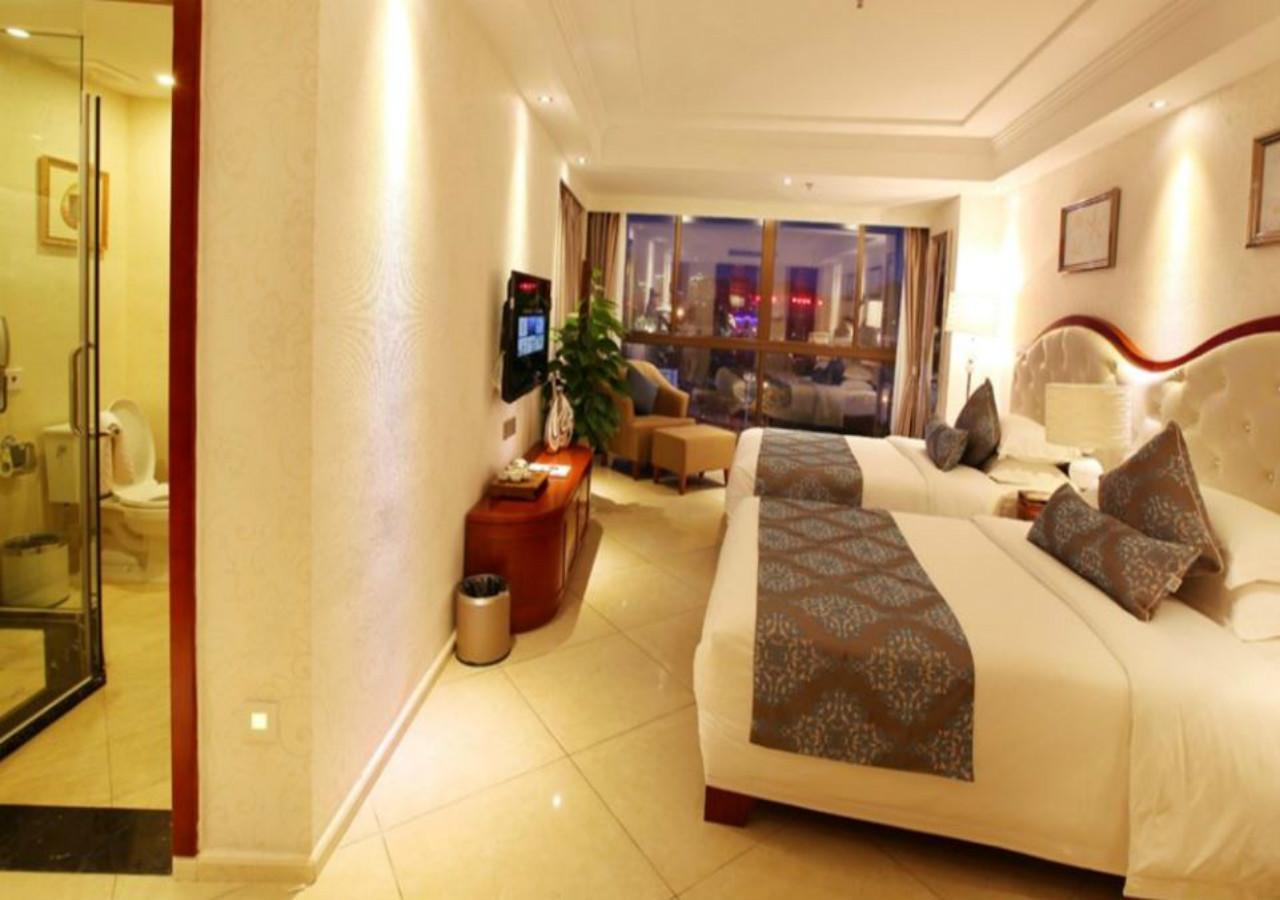 Century Grand Hotel Tam Á Ngoại thất bức ảnh